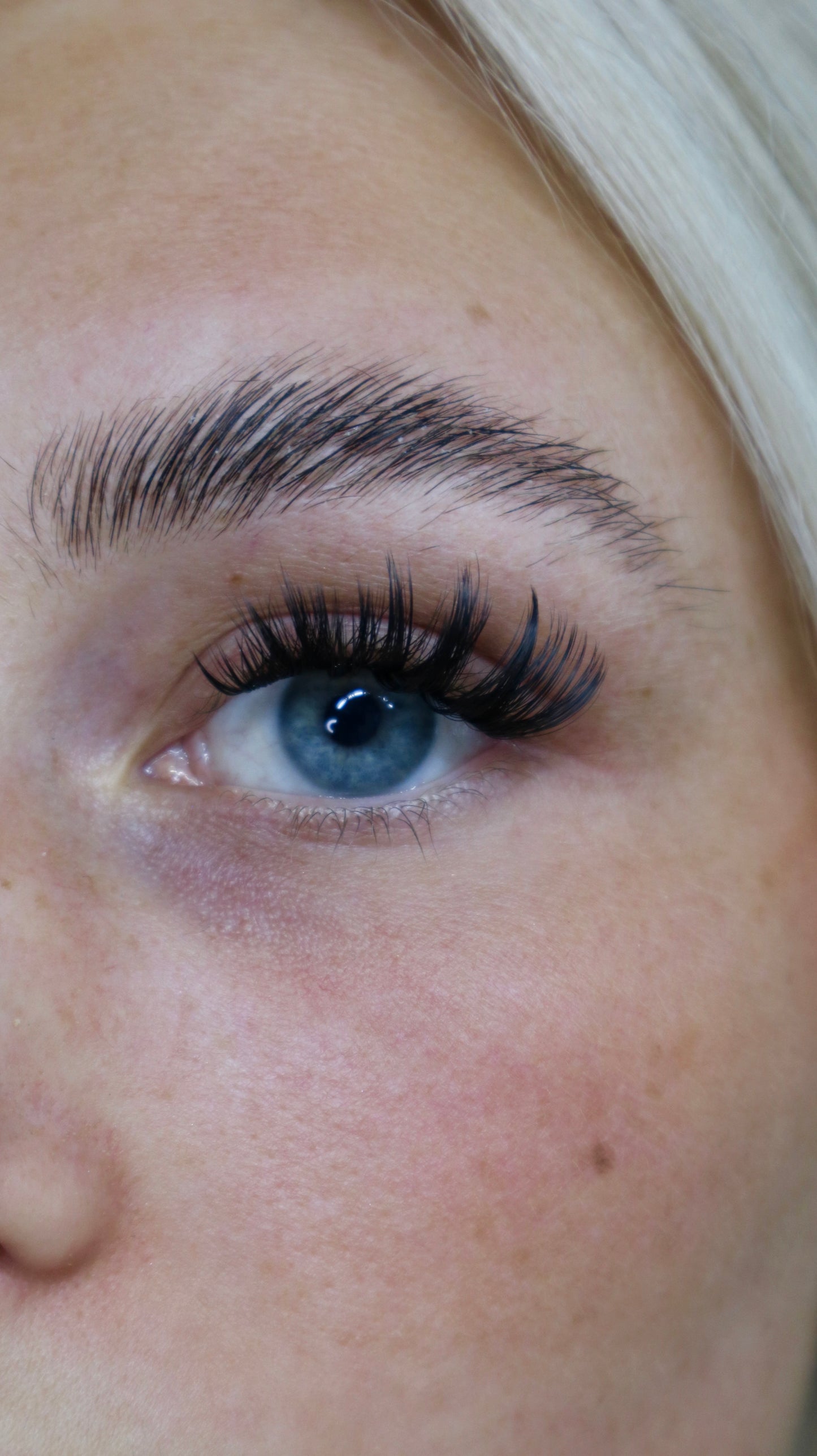 Starter Kit (incl. Mirror & Eyelash Curler)