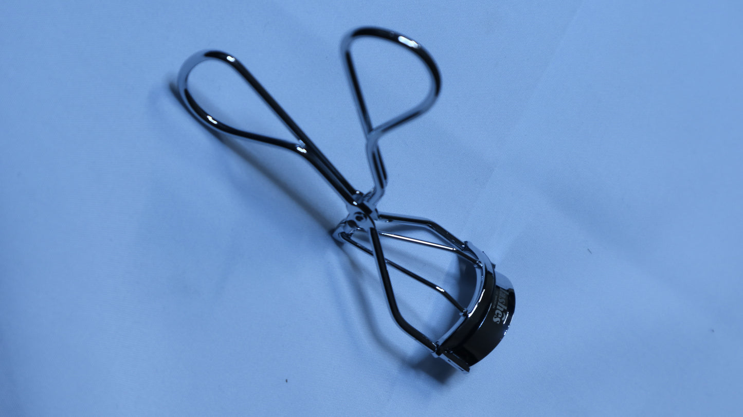 Eyelash curler